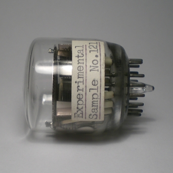 Das Experimental Sample No.121 im Ruhezustand